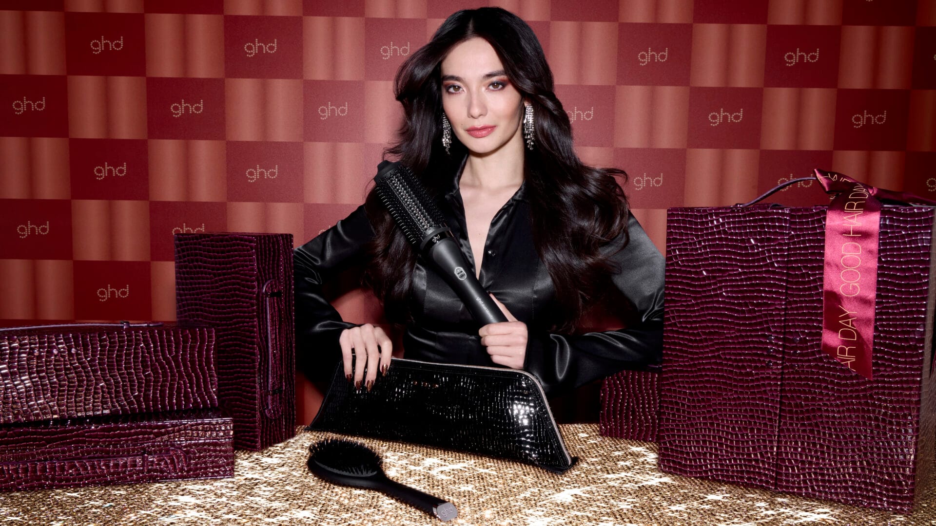 ghd Duet Blowdry 2-in-1 hair dryer brush - ghd Cherry Chic Collection - Afbeelding 3